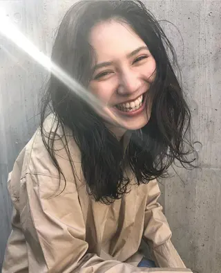 ミディアム ボブ/レイヤー/ ショートcovo代表のヘアスタイル