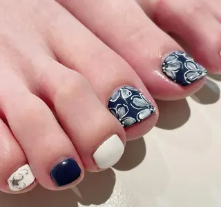 ネイル マツエク・マツパ 髙橋 敦子のネイルデザイン