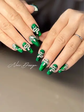 ネイル 𝓝𝓪𝓲𝓻 𝓝𝓪𝓲𝓵のネイルデザイン