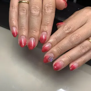 ネイル mofie🤍ユミ/ 恵比寿/パラジェルのネイルデザイン