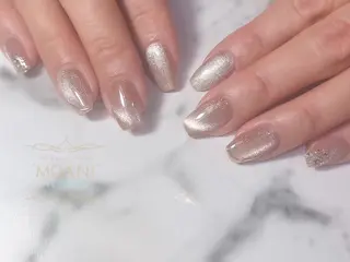 ネイル フィルインネイルサロンMOANIHiroo 恵比寿店所属・NAGAFUCHI HONOKAのネイルデザイン