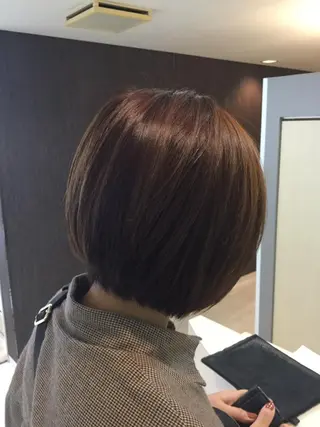 ショート カラー チーフデザイナー 西川凌史のヘアスタイル