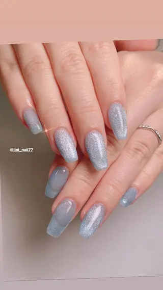 ネイル JINI NAIL所属・ジニ ネイルのネイルデザイン