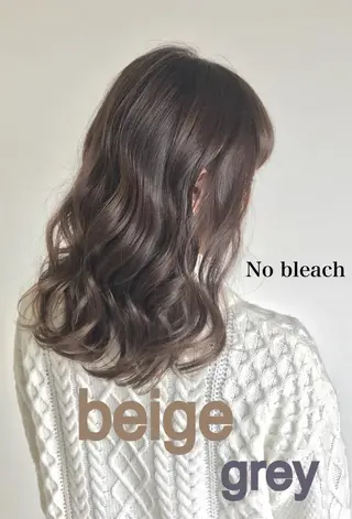 ミディアム カラー ヘアアレンジ 柔らかbeige モトキのヘアスタイル