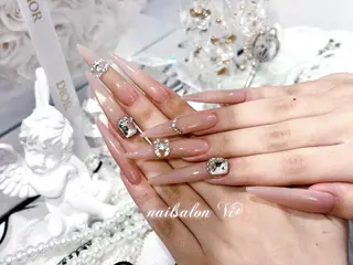 ネイル 𝒦𝐸𝐼𝒩𝒜 錦糸町ネイルのネイルデザイン