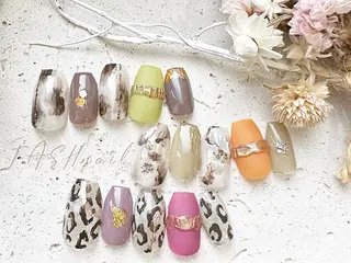 ネイル TASH nailのネイルデザイン