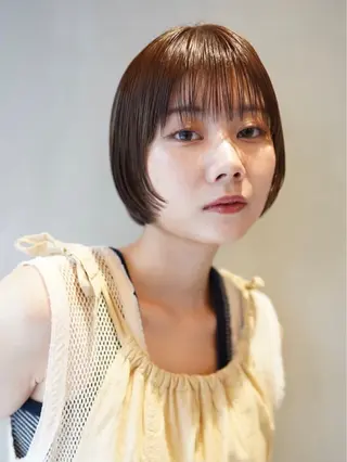 カラー 横浜/ショート/ レイヤーカットのヘアスタイル