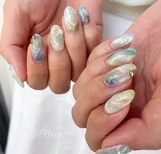 ネイル revia所属・ERI Nailistのネイルデザイン