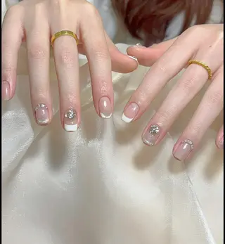 ネイル RAFFINE 月🦋🩵のネイルデザイン