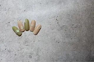 ミディアム カラー ネイル beauty salon ma'am所属・chihiro 小路ネイルのネイルデザイン