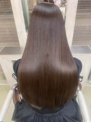 ロング カラー 小林 栞菜のヘアスタイル
