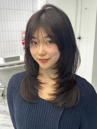 ロング レイヤー／マツエク 💋𝑨𝑵𝑵𝑨のヘアスタイル