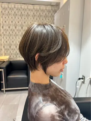 ショート 中野 栞里のヘアスタイル