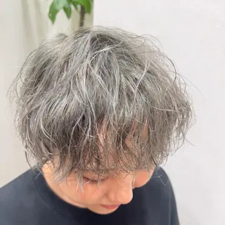 ショート カラー パーマ 🍇おぐら めぐみ🍇のヘアスタイル