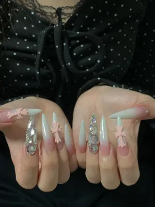 ネイル ZUZU AMEE NAILのネイルデザイン