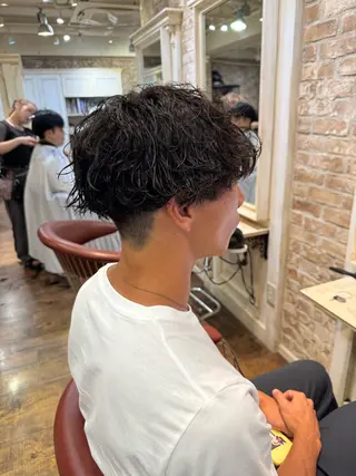 メンズ オノ ソウイチロウ/ ブリーチ/パーマのヘアスタイル