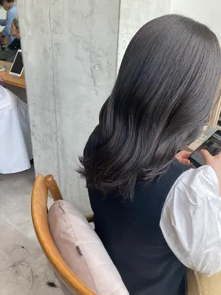 ミディアム ✨色持ちの良い艶 カラー✨蟹江真世のヘアスタイル