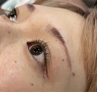 マツエク・マツパ ナチュラルカラー みずきのヘアスタイル