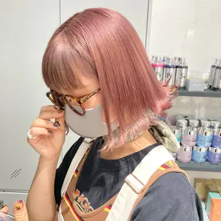 ミディアム カラー ヘアアレンジ ONYX 表参道所属・ショート/ボブ/似 合わせ/顔周りカットのヘアスタイル