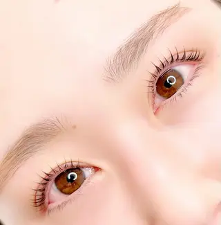 マツエク・マツパ GLOW LASH所属・根本 鈴子のマツエク・マツパデザイン