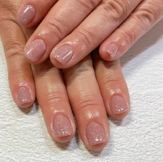 ネイル 生井 優花のネイルデザイン