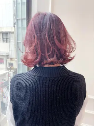 ショート カラー 韓国レイヤーカット/ ダブルカラーのヘアスタイル