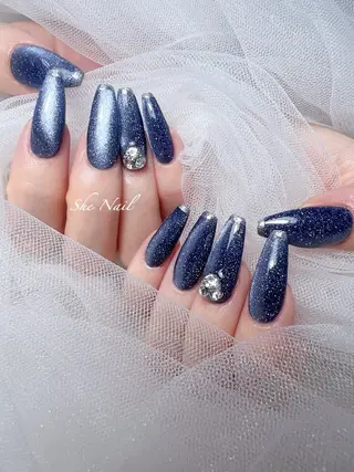 ネイル She   Nail所属・ISA_ BELLAのネイルデザイン