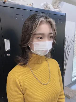 ミディアム カラー ヘアアレンジ 韓国ヘア🖤 YURINAのヘアスタイル