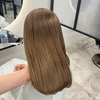 セミロング カラー Ren. 🦋デザインカラーのヘアスタイル