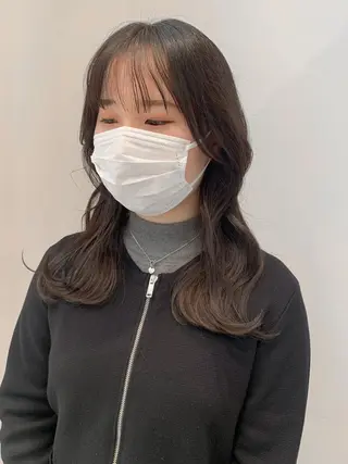 ミディアム カラー ヘアアレンジ yuka .のヘアスタイル