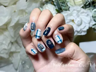 ネイル E.N🦋 長さ出し/持ち込みのネイルデザイン