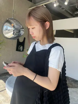 ミディアム shiba tomomiのヘアスタイル