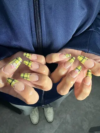 ネイル LAVISH nail salonのネイルデザイン