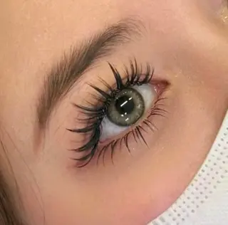 マツエク・マツパ salonLADYSTYLE所属・稲嶺 美華のエステ・リラクイメージ