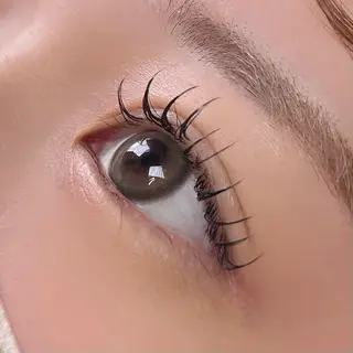 マツエク・マツパ アイサロン Seek 北梅田店のマツエク・マツパデザイン