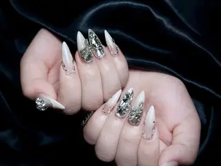 ネイル Rola kira nail salon所属・Rola kira 麗のネイルデザイン