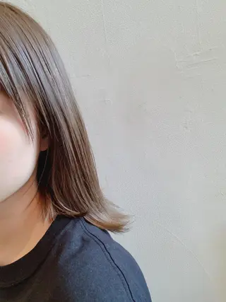 ショート カラー PHIDGE所属・山下 千明のヘアスタイル