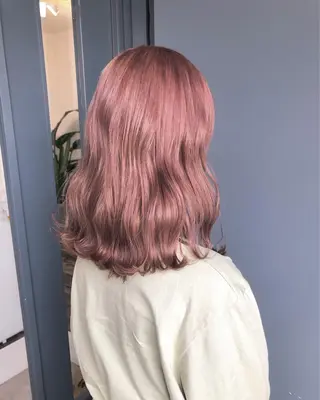 ミディアム カラー 女性リピ90%🍨 🩷佐藤みずきのヘアスタイル