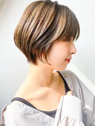 ショート EARTH長野駅前店所属・EARTH長野駅前店 カットモデル¥0のヘアスタイル