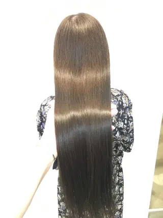 ロング カラー メンズ眉毛ITSUK Iメンズ専門　新宿の眉毛・アイブロウイメージ