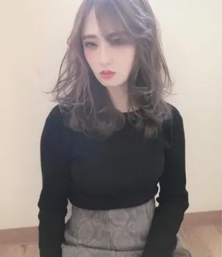 ミディアム カラー テトネ タカシのヘアスタイル