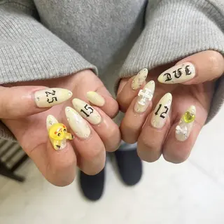 ネイル koyu 🩶のネイルデザイン