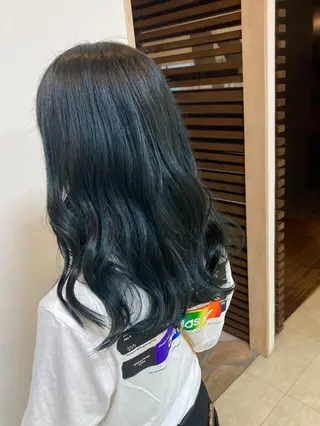 セミロング 浅岡 のどかのヘアスタイル