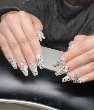 ネイル Lee Nailsのネイルデザイン