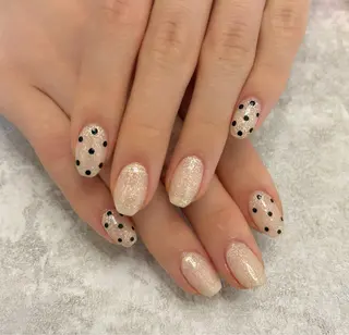 ネイル Lowé所属・Lowé みるくのネイルデザイン