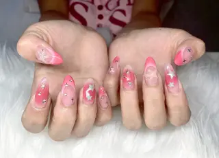 ネイル Hi Beauty 渋谷(ネイル、ハイパーナイフ6、脂肪れいきゃく、マッサージ＆エステサロン)所属・Hi beauty 渋谷のネイルデザイン