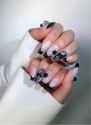 ネイル Lyna 池袋のネイルデザイン