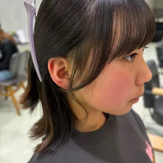 ミディアム カミヤ ミウのヘアスタイル