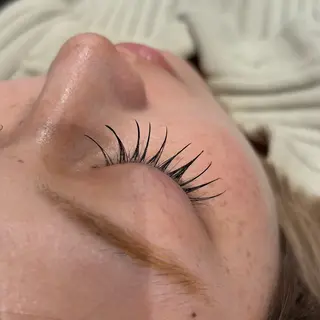 マツエク・マツパ 透明感カラー/ マツエクりこ🤎🫧のヘアスタイル