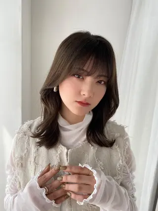 セミロング カラー Ash中目黒店 榊間茜のヘアスタイル